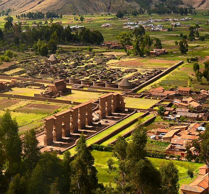 Bus Nocturno Directo Cusco - Puno + Lago Titicaca 2D1N Uros, Amantaní y Taquile + Bus Directo (Retorno)